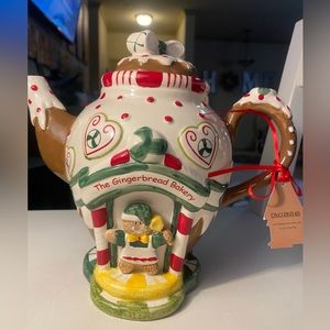 BLUE SKY COLLECTIBLE GINGERBREAD BAKERY TEAPOT